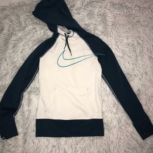 NWOT Women’s Nike Sweatshirt/Hoodie